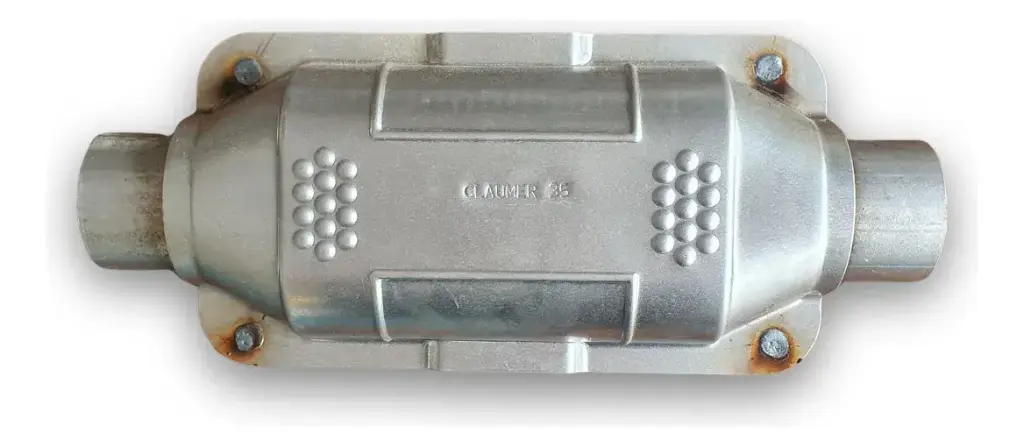 Catalizador Universal Oval 3-Vías, 4 cil 16x6.5x4 pulgadas- Claumer 73135